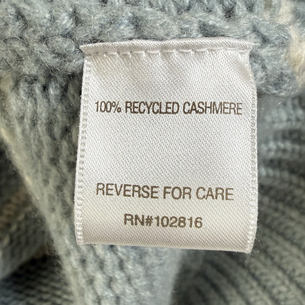 Garnet Hill 100% Recycled Cashmere Turtleneck Sweater Women's XS Blue Striped - Picture 6 of 13